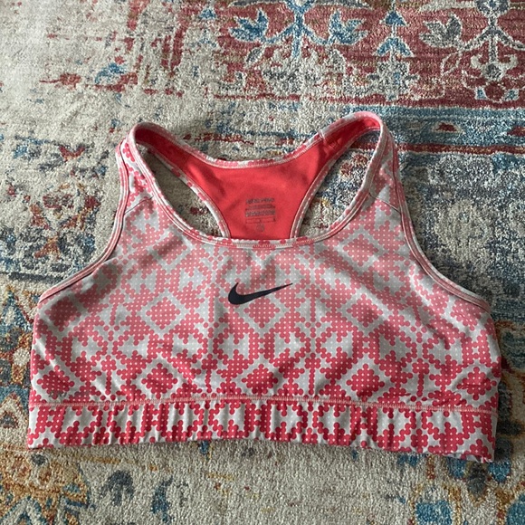 Nike Other - Nike Swoosh Sportsbra, red pattern, L